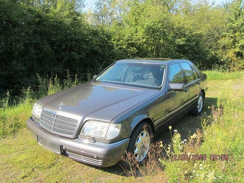 Grau Gebraucht 1997 Mercedes S320 Limousine | 9.999 € (Guter Preis) - Bild 1/4