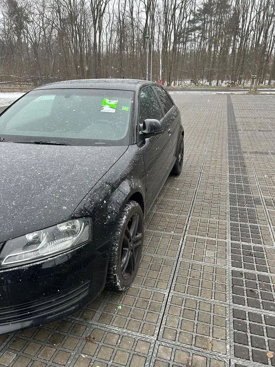 Gebraucht Audi A3 Attraction 125 PS (91 kW) 2010 Schwarz Kleinwagen