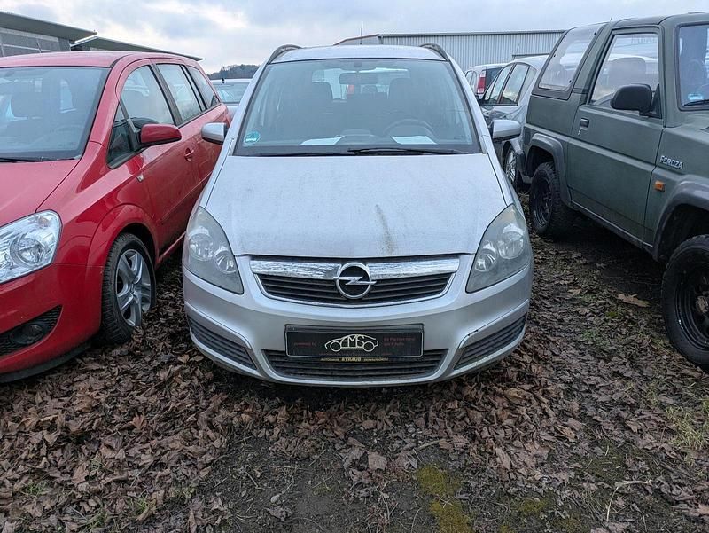 Gebraucht Opel Zafira 140 PS (102 kW) 2005 Silber Van / Kleinbus