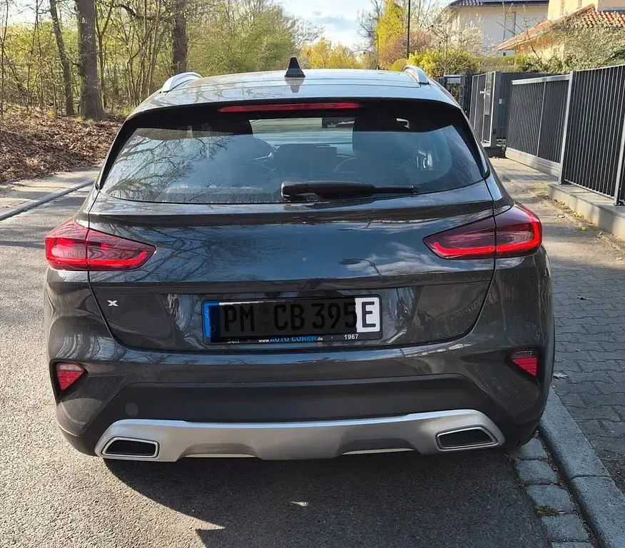 Gebraucht Kia XCeed Vision 105 PS (77 kW) 2022 (h8g) pentametal met. SUV