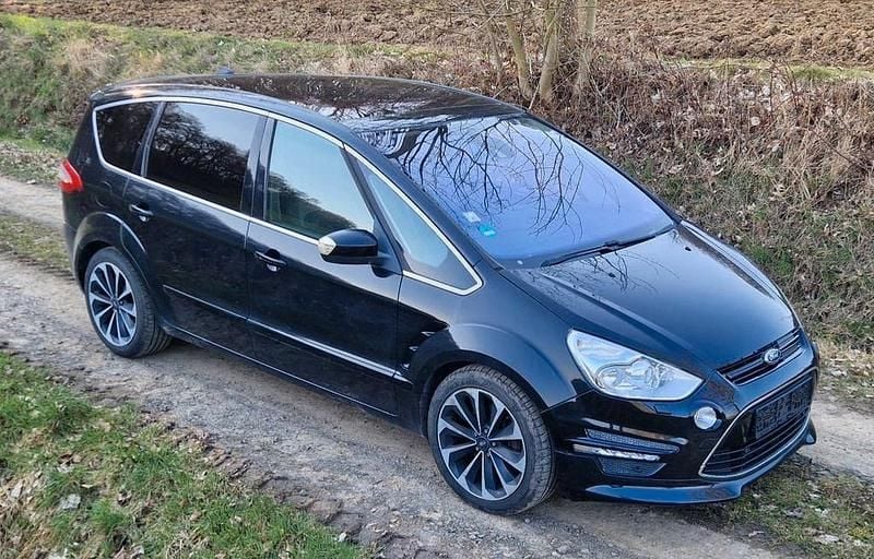 Gebraucht Ford S-MAX Titanium 239 PS (175 kW) 2011 Schwarz Van / Kleinbus