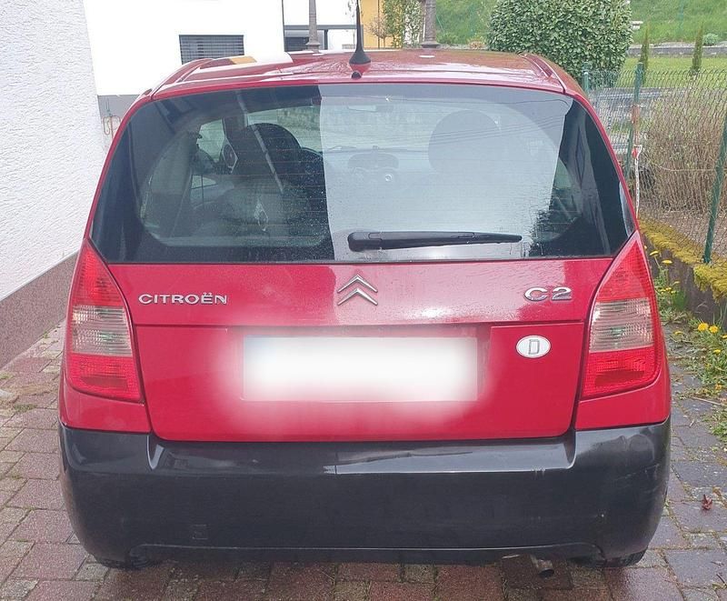 Gebraucht Citroën C2 60 PS (44 kW) 2003 Rot Kleinwagen
