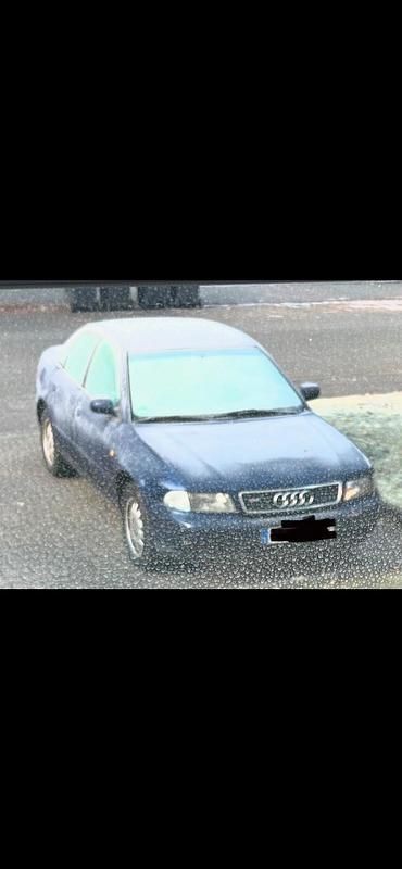 Blau Gebraucht 1998 Audi A4 Limousine | 250 € (Superpreis) - Bild 1/1