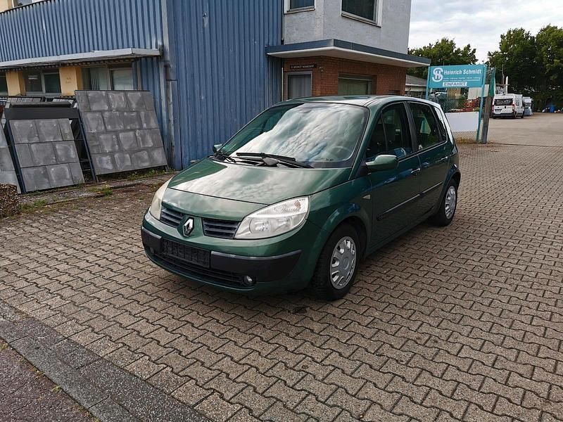 Grün Gebraucht 2004 Renault Mégane II Van / Kleinbus | 2.000 € (Fairer Preis) - Bild 1/4