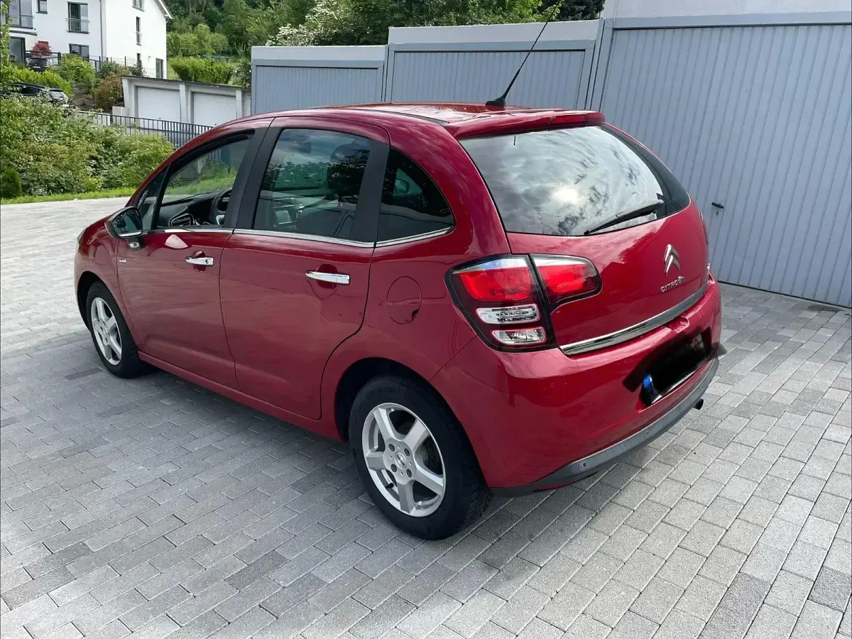 Gebraucht Citroën C3 Exclusive 82 PS (60 kW) 2016 Rot Kleinwagen
