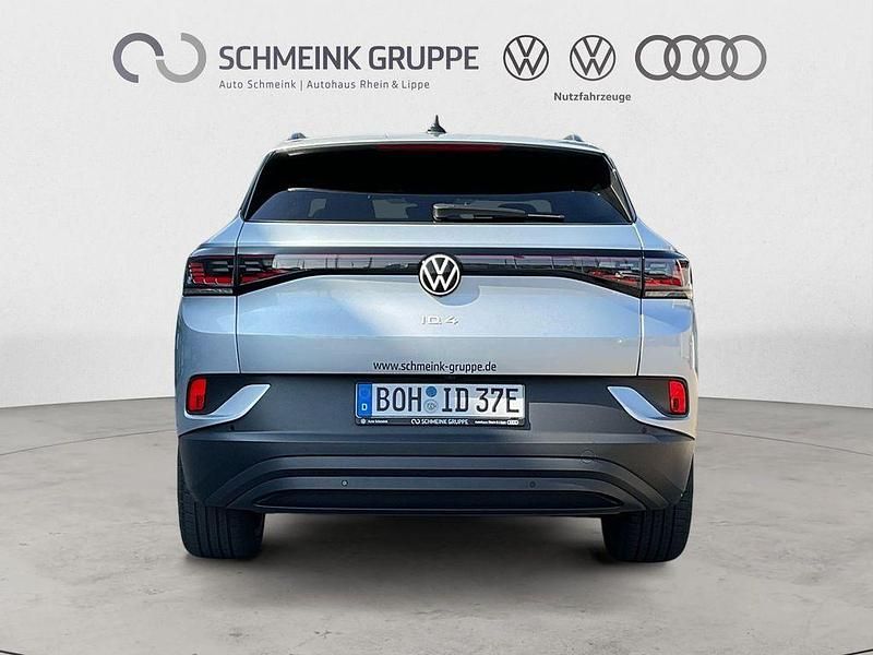 Gebraucht VW ID.4 Pro Performance 150 kW (204 PS) 2023 Scale silver metallic SUV