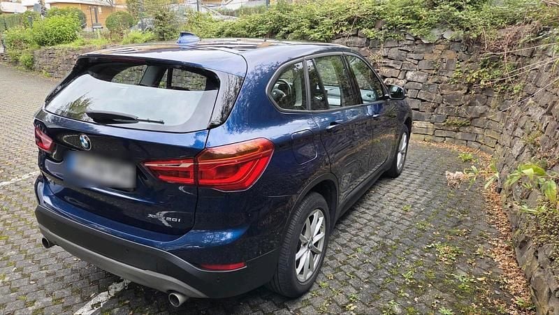 Gebraucht BMW X1 Sport Line 192 PS (141 kW) 2018 Blau SUV