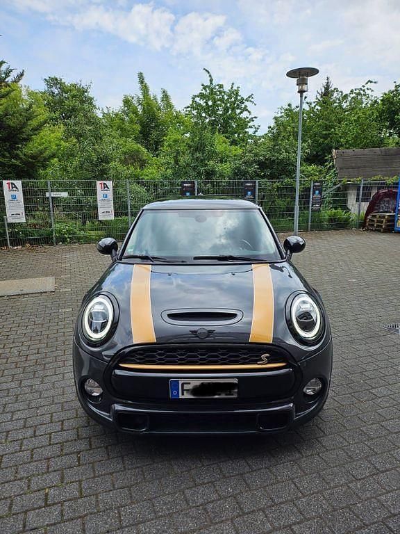 Gebraucht Mini Cooper SD 170 PS (125 kW) 2017 Schwarz Kleinwagen