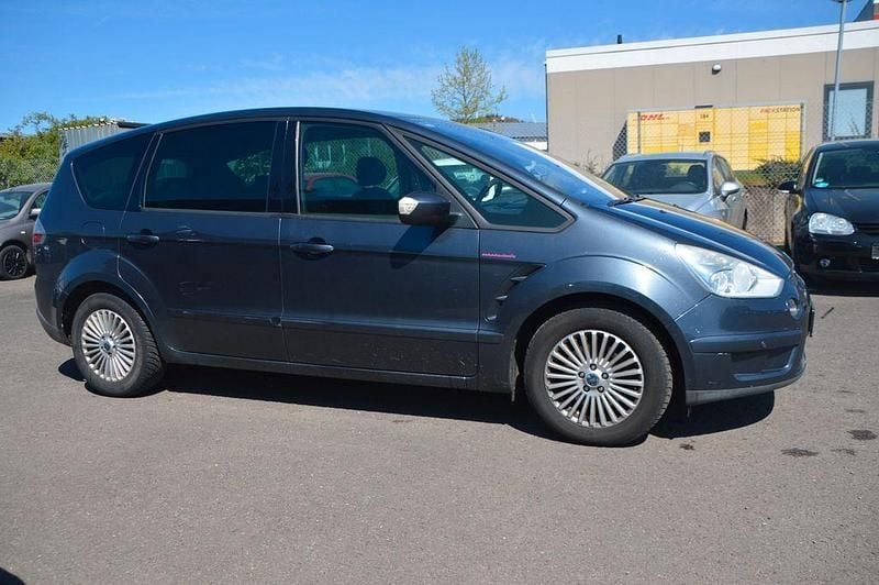 Używany Ford S-MAX Trend 131 KM (96 kW) 2006 Szary Minivan