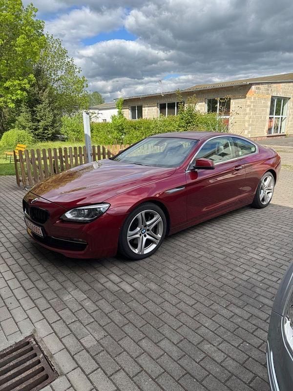 Rot Gebraucht 2011 BMW 640 Sport Line Coupé | 18.999 € (Superpreis) - Bild 1/4