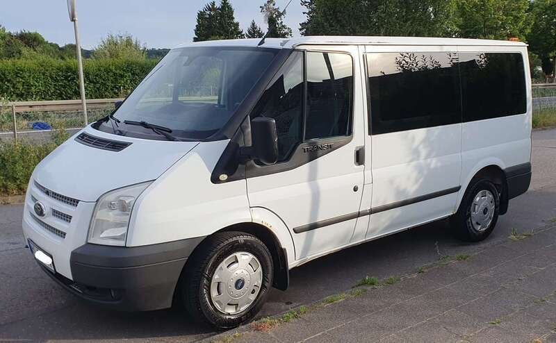 Weiß Gebraucht 2014 Ford Transit Trend Kombi | 9.699 € (Fairer Preis) - Bild 1/4
