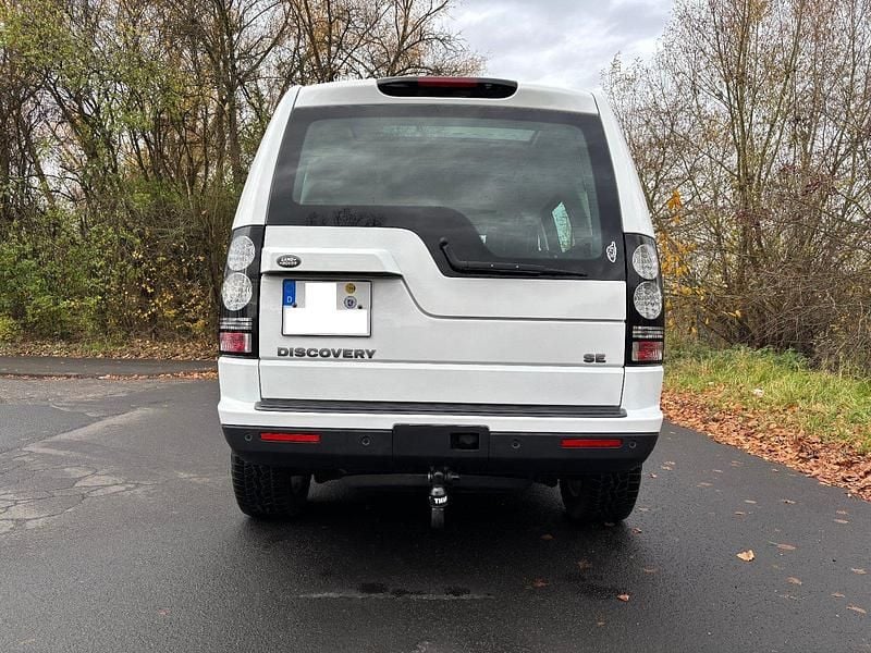 Gebraucht Land Rover Discovery 4 211 PS (155 kW) 2015 Weiß SUV