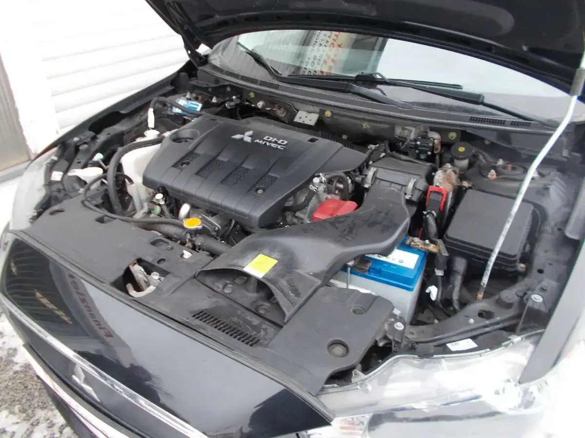 Gebraucht Mitsubishi Lancer Sportback Intense 150 PS (110 kW) 2011 Schwarz Limousine