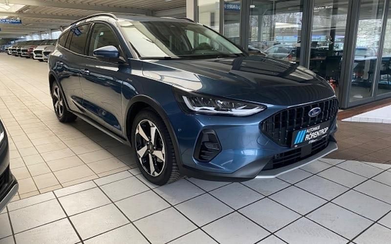 Gebraucht Ford Focus Active 116 PS (85 kW) 2024 Blau Kombi