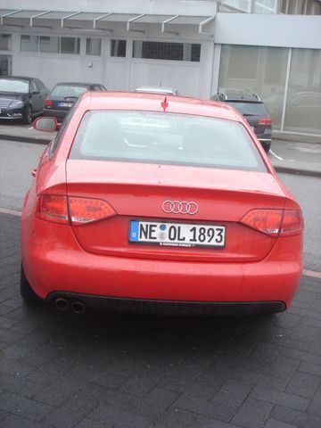 Gebraucht Audi A4 S-Line 180 PS (132 kW) 2009 Rot Limousine