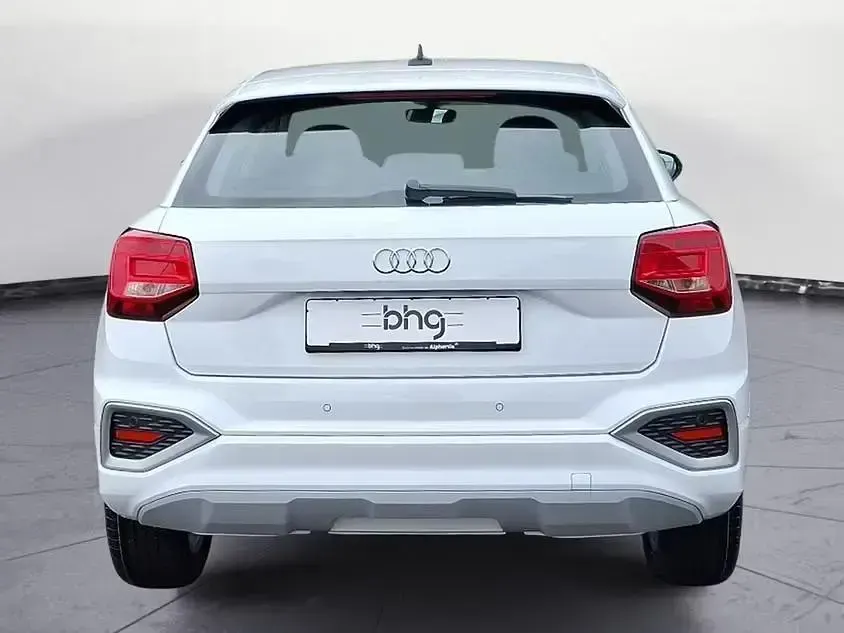 Używany Audi Q2 Advanced Plus 150 KM (110 kW) 2025 Biały SUV