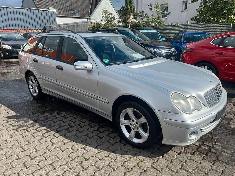 Gebraucht Mercedes C180 143 PS (105 kW) 2005 Silber Kombi