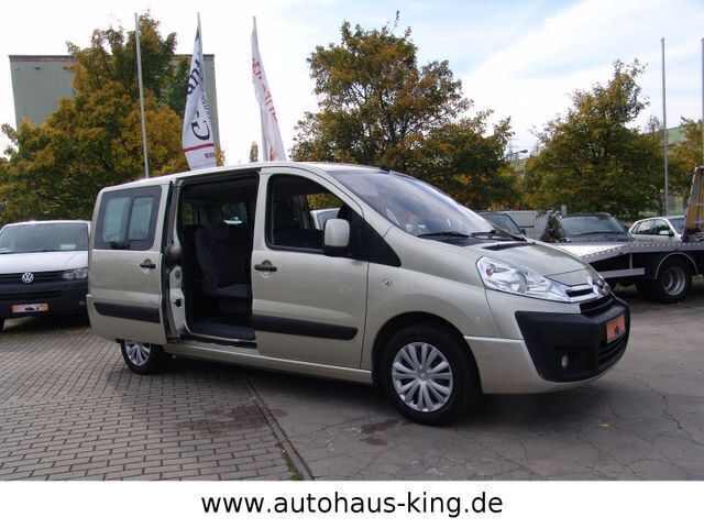 Beige Gebraucht 2015 Citroën Jumpy Tendance Van / Kleinbus | 16.100 € (Fairer Preis) - Bild 1/4