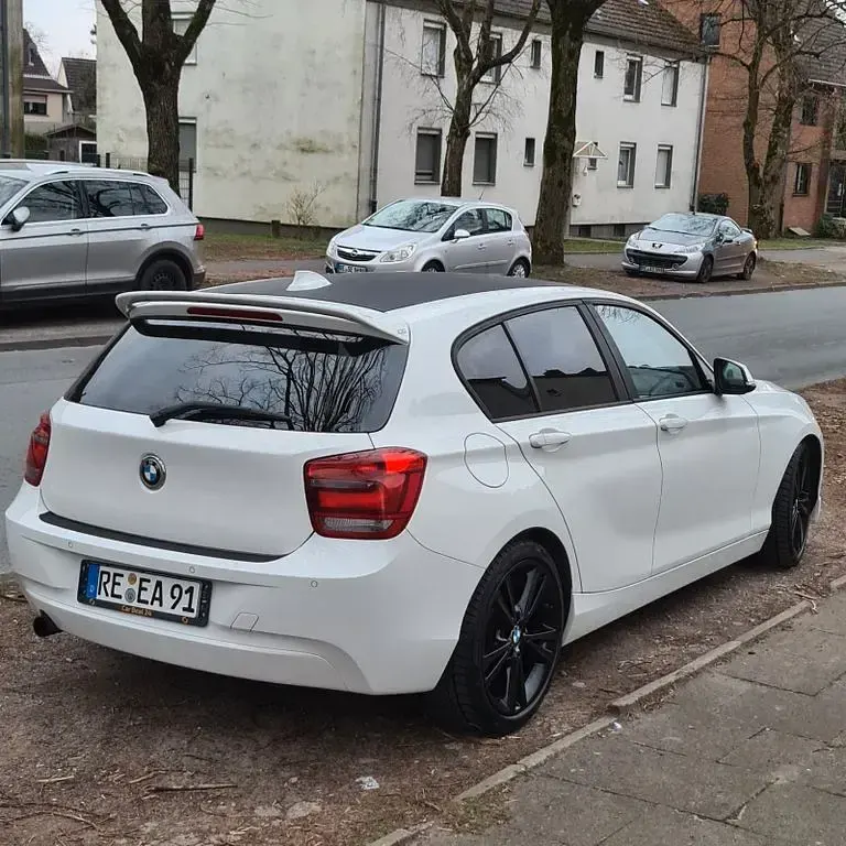 Gebraucht BMW 116 Performance 136 PS (100 kW) 2012 Weiß Kleinwagen