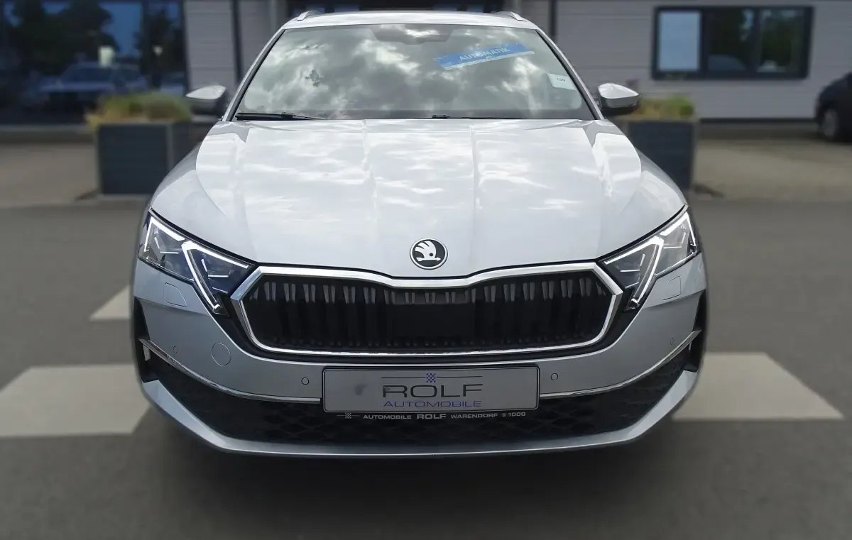 Gebraucht Skoda Octavia 150 PS (110 kW) 2024 Metallic