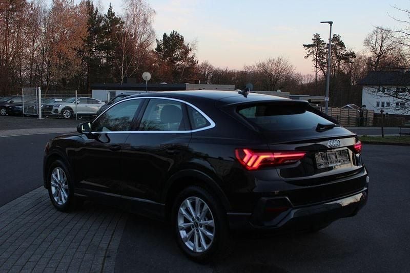 Gebraucht Audi Q3 Sportback Performance 150 PS (110 kW) 2021 Schwarz SUV