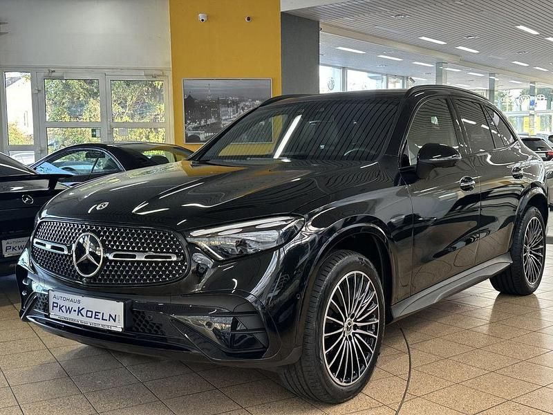 Schwarz Gebraucht 2024 Mercedes GLC220 AMG line SUV | 59.999 € (Fairer Preis) - Bild 1/4