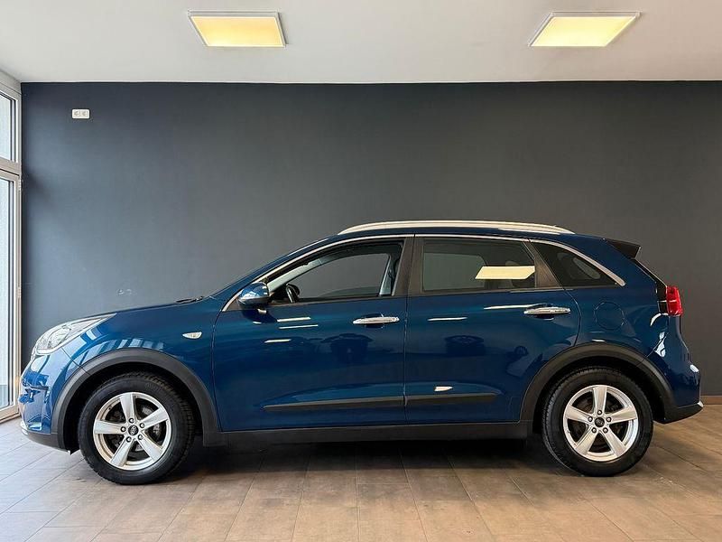 Gebraucht Kia Niro Vision 141 PS (103 kW) 2017 Blau SUV