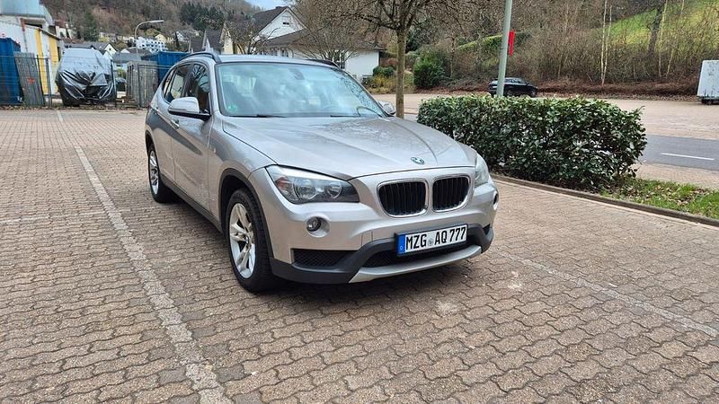 Gebraucht BMW X1 143 PS (105 kW) 2012 Silber SUV