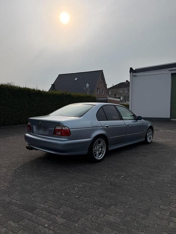 Second-hand BMW 525 163 CP (119 kW) 2003 Argintiu Berlinǎ