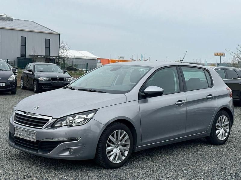 Gebraucht Peugeot 308 125 PS (91 kW) 2014 Grau Limousine