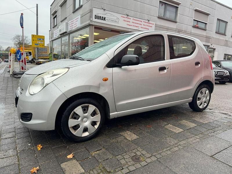 Gebraucht Suzuki Alto 68 PS (50 kW) 2011 Grau Kleinwagen