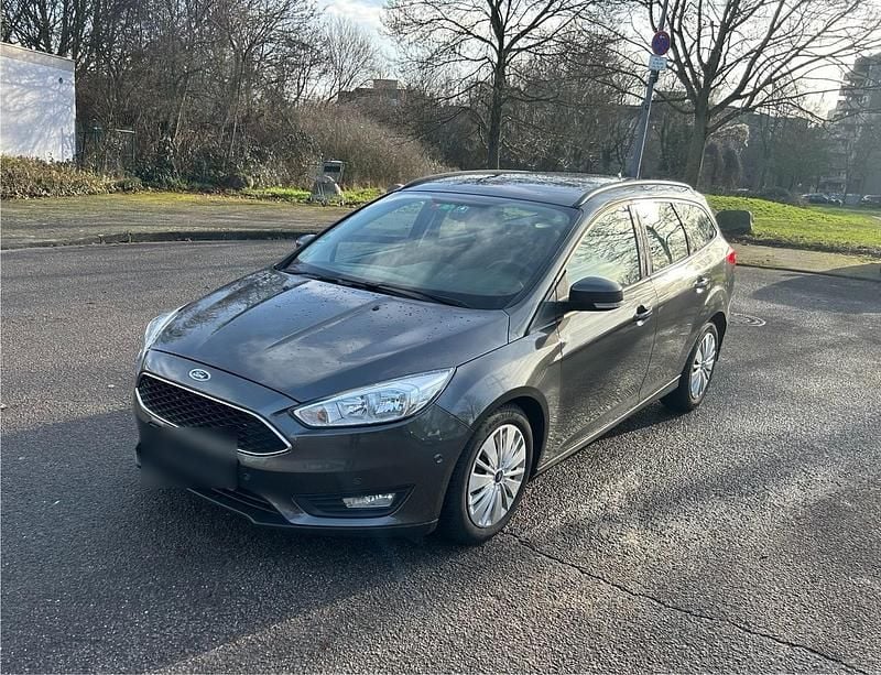 Gebraucht Ford Focus 120 PS (88 kW) 2017 Grau Kombi