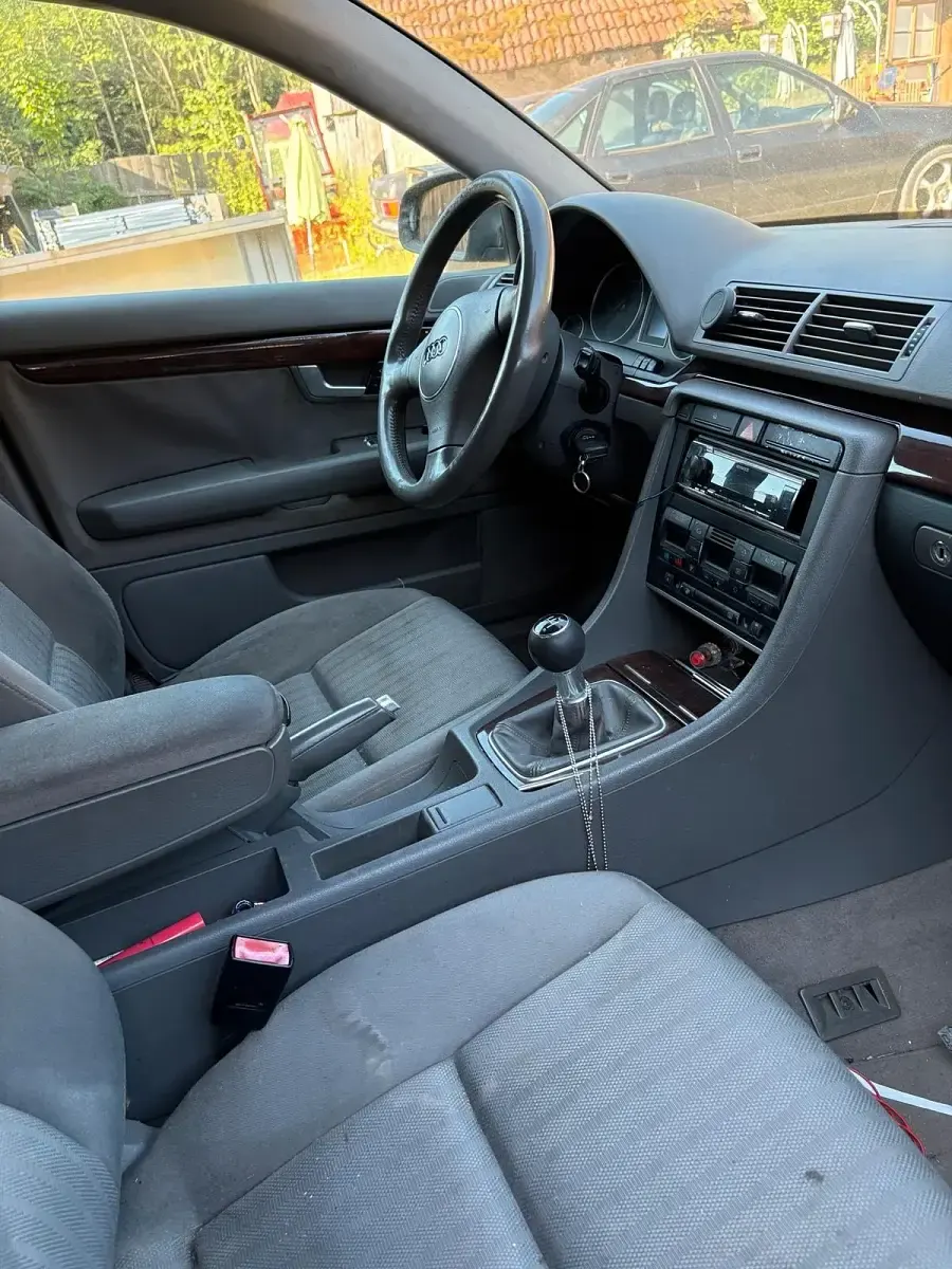 Gebraucht Audi A4 163 PS (119 kW) 2002 Schwarz Limousine