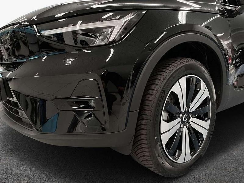 Gebraucht Volvo EC40 Ultimate 169 kW (231 PS) 2024 Onyx black metallic SUV
