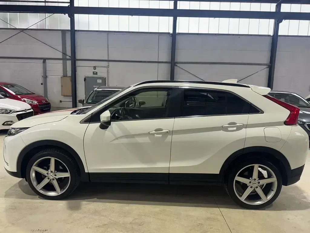 Gebraucht Mitsubishi Eclipse Cross Basis 163 PS (119 kW) 2018 Weiß SUV