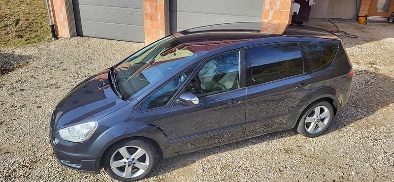 Gebraucht Ford S-MAX 130 PS (95 kW) 2007 Grau Van / Kleinbus