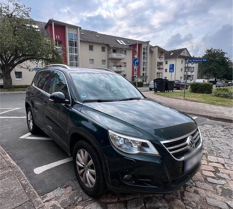 Grün Gebraucht 2011 VW Tiguan SUV | 7.900 € (Guter Preis) - Bild 1/4