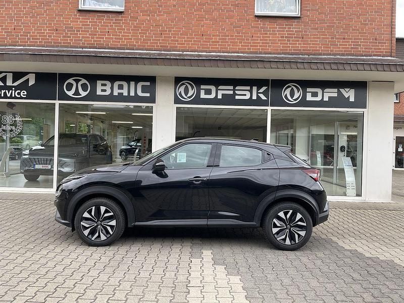 Gebraucht Nissan Juke Acenta 114 PS (83 kW) 2024 Schwarz SUV
