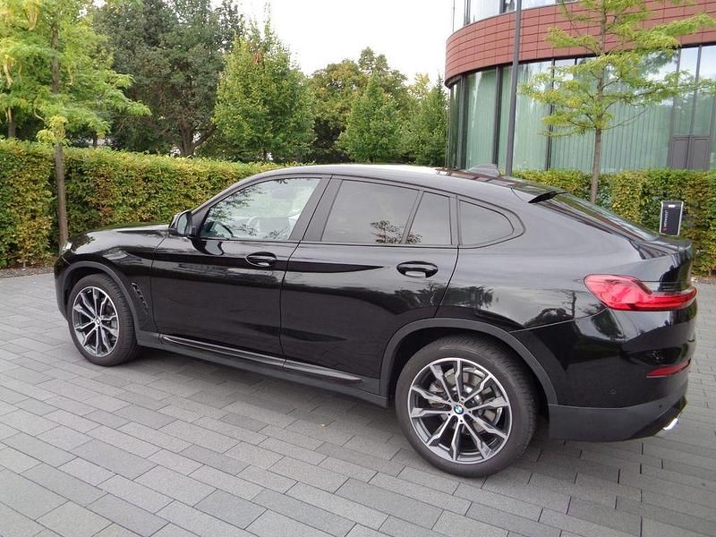 Gebraucht BMW X4 Performance 286 PS (210 kW) 2023 Schwarz SUV
