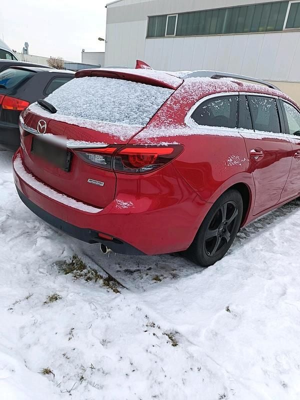 Gebraucht Mazda 6 150 PS (110 kW) 2018 Rot Kombi