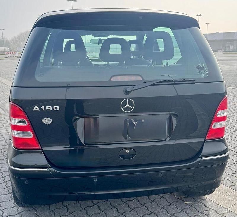 Gebraucht Mercedes A190 Elegance 125 PS (91 kW) 2004 Schwarz Van / Kleinbus