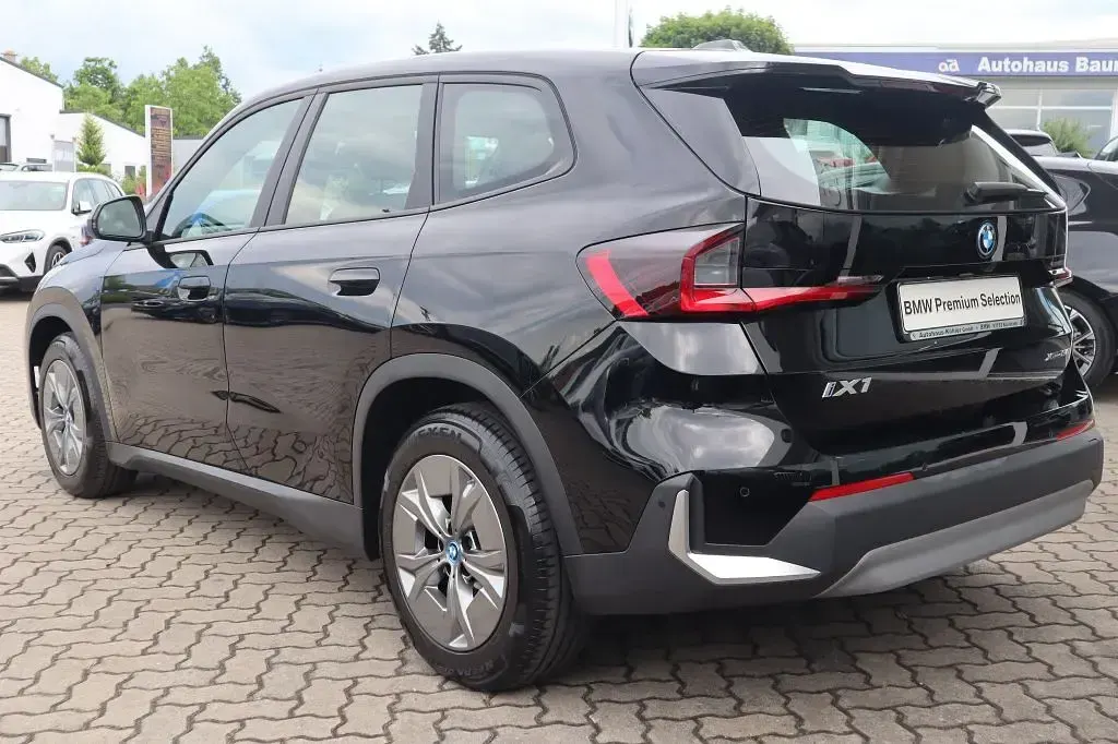 Gebraucht BMW iX1 Performance 230 kW (313 PS) 2023 Schwarz ii SUV