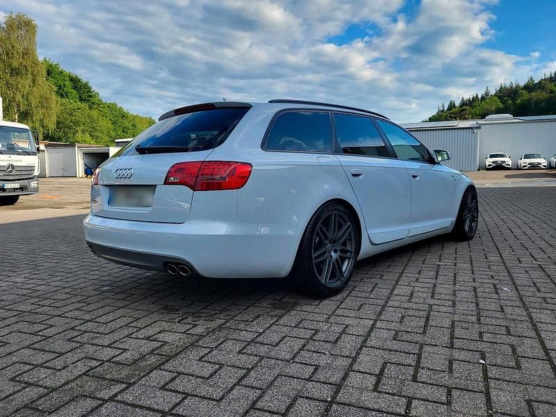 Gebraucht Audi S6 435 PS (319 kW) 2007 Weiß Kombi