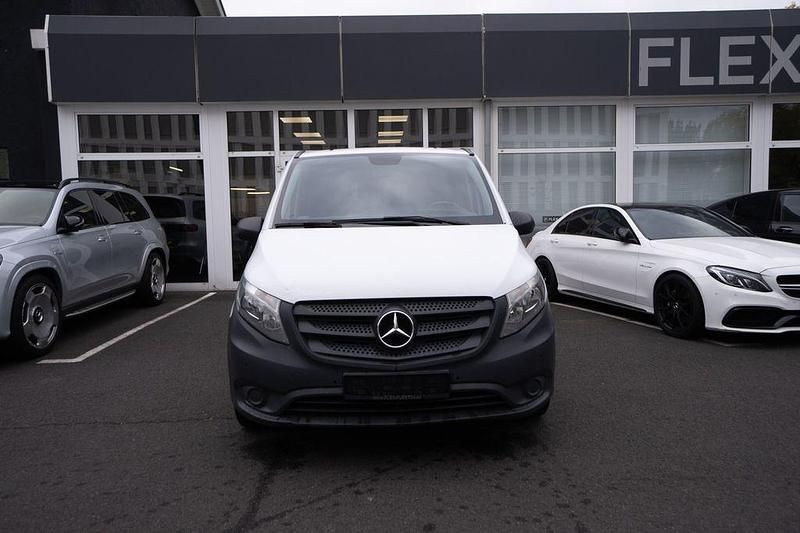 Gebraucht Mercedes Vito 163 PS (119 kW) 2015 Weiß Van