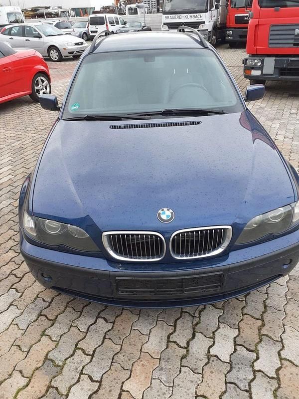 Usado BMW 316 116 HP (85 kW) 2003 Azul Carrinha