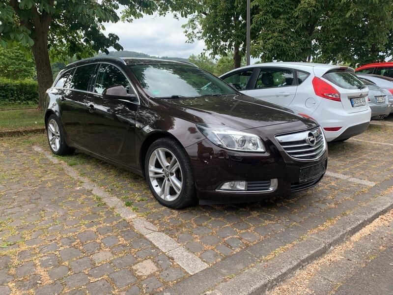 Andere außenfarben Gebraucht 2013 Opel Insignia Kombi | 3.000 € (Guter Preis) - Bild 1/4