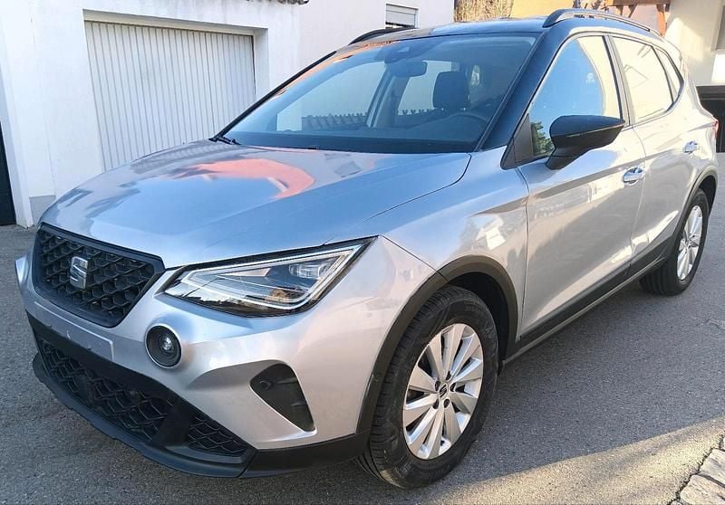 Silber Gebraucht 2022 Seat Arona SUV | 12.990 € (Superpreis) - Bild 1/4