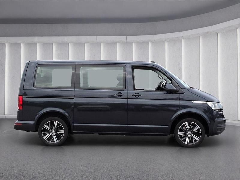 Gebraucht VW Multivan R 204 PS (150 kW) 2022 Blau metallic Van