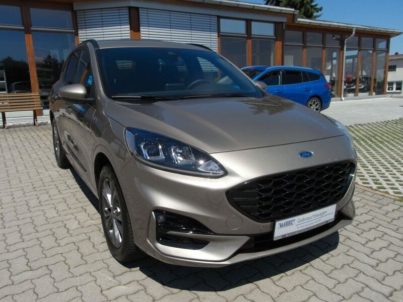Gebraucht Ford Kuga ST-Line 150 PS (110 kW) 2020 Silber SUV