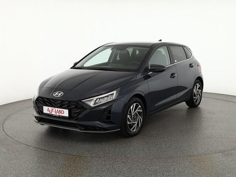 Grau Neu 2025 Hyundai i20 Limousine | 22.890 € (Fairer Preis) - Bild 1/4